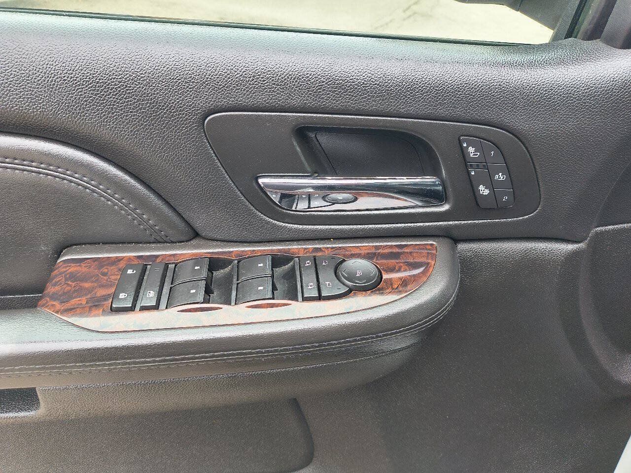 Used 2008 GMC Yukon Denali AWD/4WD image 19
