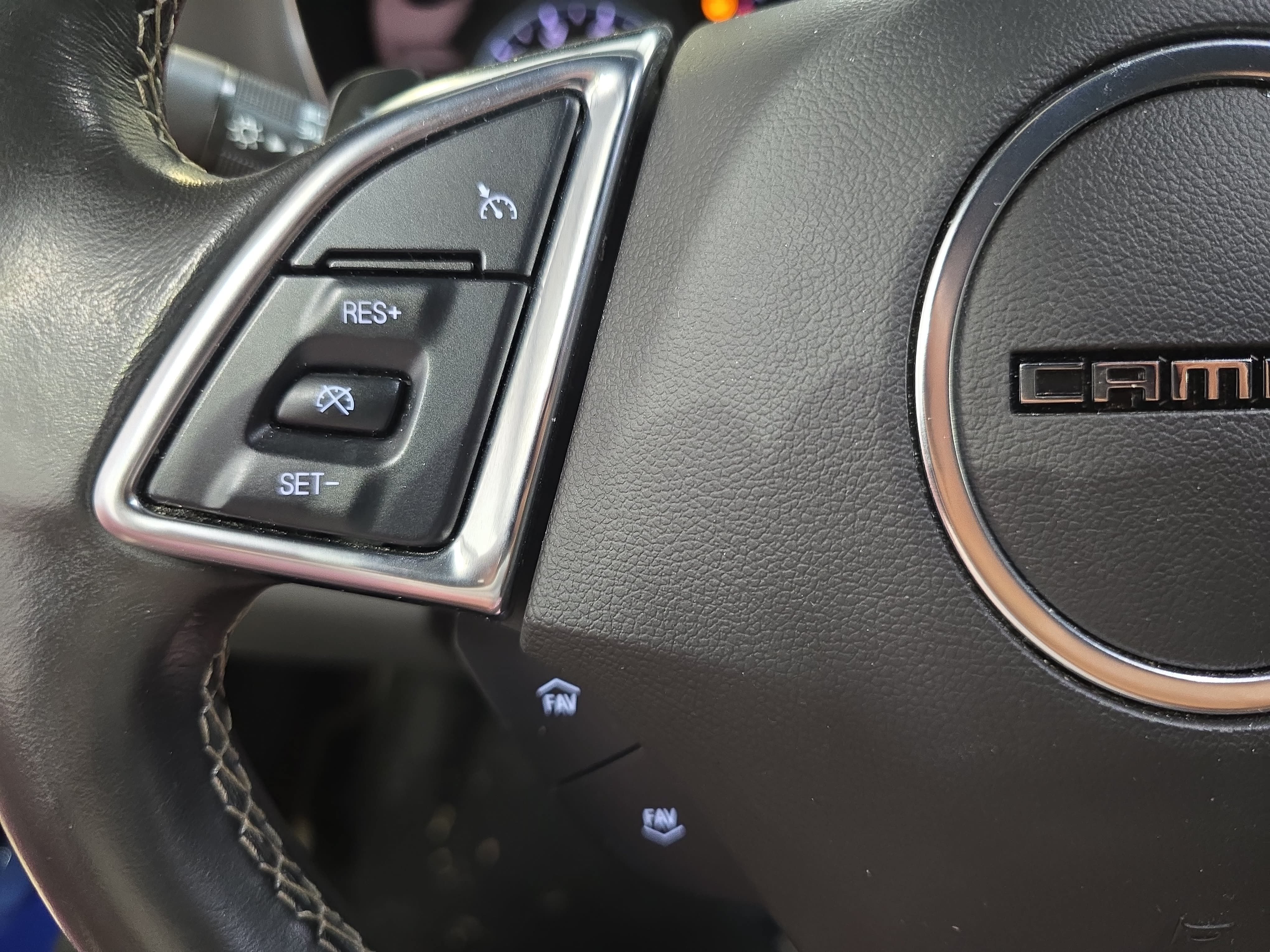 Used 2023 Chevrolet Camaro LT w/ Technology Package RWD image 14