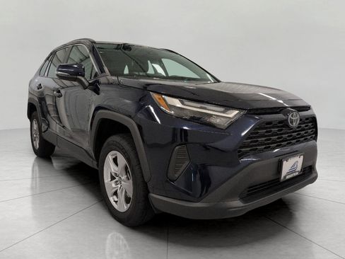 Used 2025 Toyota RAV4 XLE AWD/4WD image 1