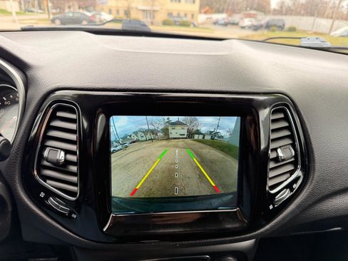 Used 2018 Jeep Compass Limited w/ Navigation Group image 13