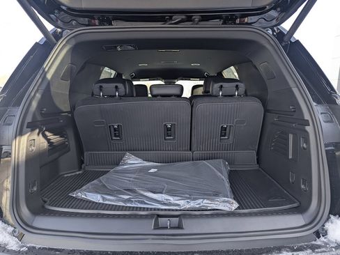 New 2026 Chevrolet Traverse LT w/ Driver Confidence Package image 16