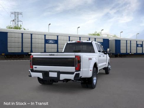 New 2026 Ford F450 Platinum w/ FX4 Off-Road Package image 8