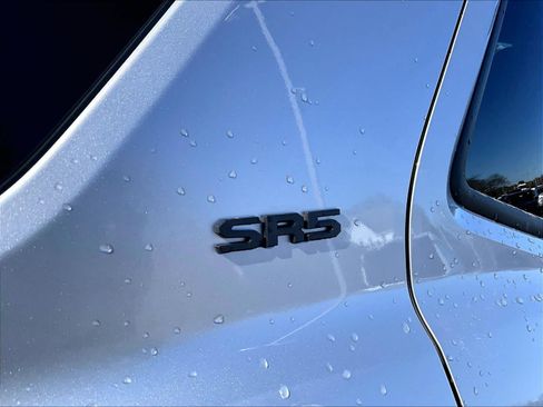 Used 2025 Toyota 4Runner SR5 image 29