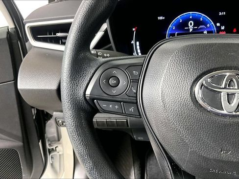 Used 2026 Toyota Corolla LE FWD image 14