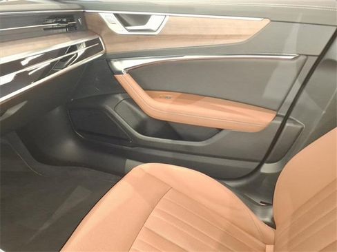 Used 2025 Audi A6 Premium Plus w/ Premium Plus Package image 20