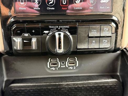 Used 2021 RAM 1500 Laramie AWD/4WD image 51