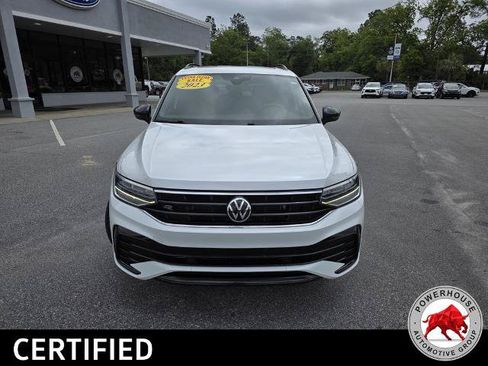 Used 2023 Volkswagen Tiguan SE R-Line FWD image 10