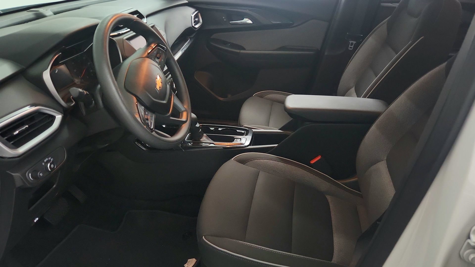 Certified 2023 Chevrolet TrailBlazer LS AWD/4WD image 18