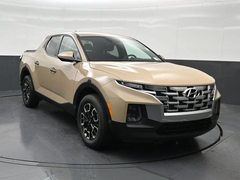 Used 2024 Hyundai Santa Cruz SE AWD/4WD image 8