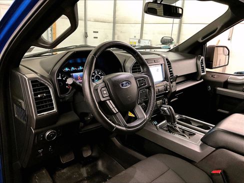 Used 2016 Ford F150 XLT w/ Equipment Group 302A Luxury AWD/4WD image 12