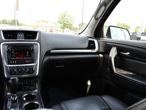 Used 2016 GMC Acadia SLT AWD/4WD image 24