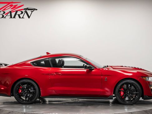 Used 2021 Ford Mustang Shelby GT500 w/ Technology Package image 6