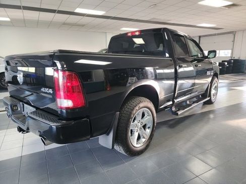 Used 2014 RAM 1500 Express AWD/4WD image 3