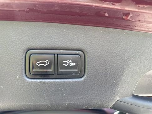 Used 2023 Kia Carnival SX Prestige FWD image 22