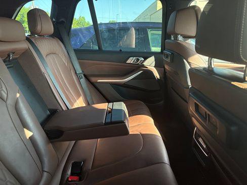 Used 2021 BMW X5 M50i w/ Executive Package AWD/4WD image 9