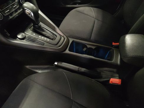 Used 2018 Ford Focus SEL FWD image 26