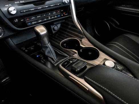 Used 2019 Lexus RX 350 FWD w/ Luxury Package image 22