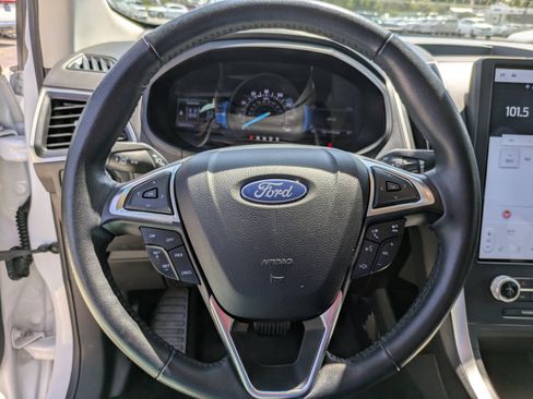 Used 2023 Ford Edge SEL image 16