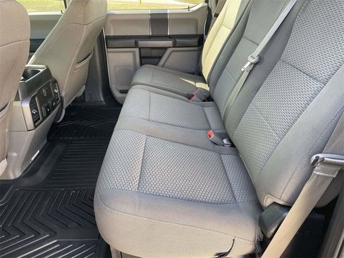 Certified 2019 Ford F250 XLT w/ XLT Value Package image 12