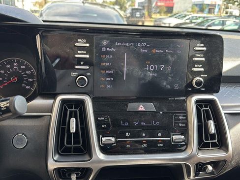 Used 2021 Kia Sorento S w/ Panoramic Sunroof Package FWD image 35