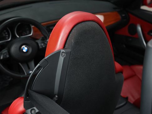 Used 2007 BMW M Roadster image 77