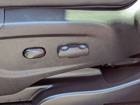 Used 2016 Buick Encore Convenience FWD image 15