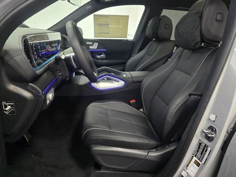 New 2026 Mercedes-Benz GLS 450 4MATIC image 13