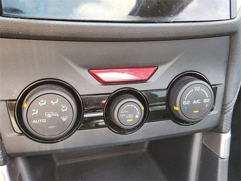 Used 2022 Subaru Forester Premium image 18