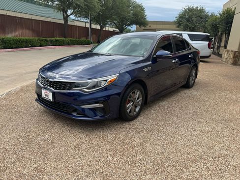 Used 2020 Kia Optima LX FWD image 9