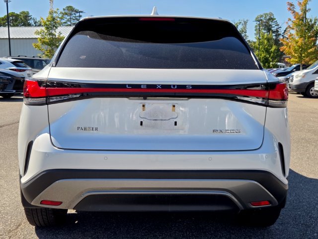 Used 2023 Lexus RX 350 Premium Plus w/ Cold Area Package FWD image 4