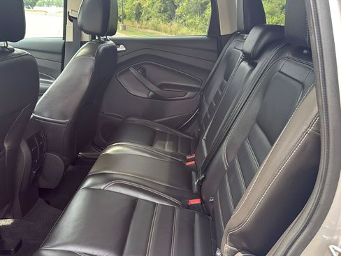 Used 2017 Ford Escape Titanium w/ Canadian Touring Package FWD image 23