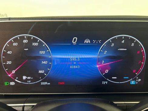 Used 2024 Mercedes-Benz GLS 450 4MATIC image 16