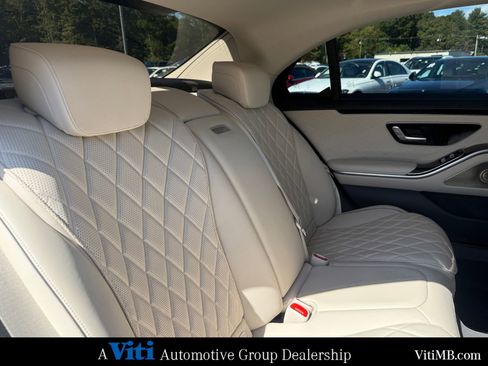 Certified 2024 Mercedes-Benz S 580 4MATIC Sedan image 28