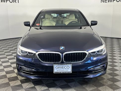 Used 2017 BMW 530i xDrive AWD/4WD image 4