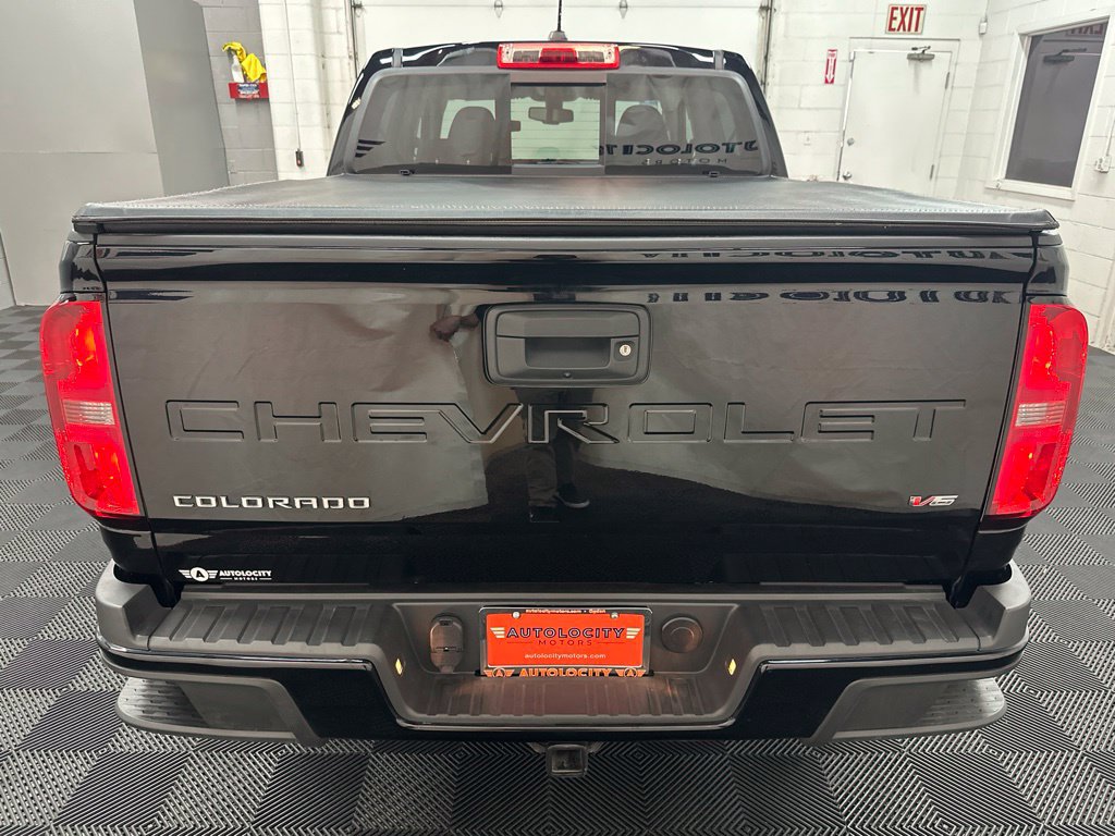 Used 2022 Chevrolet Colorado LT w/ LT Convenience Package AWD/4WD image 8