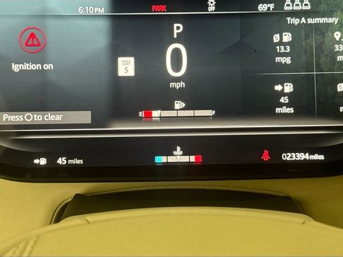 Certified 2023 Land Rover Range Rover SE image 12