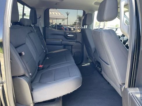 Used 2021 Chevrolet Silverado 1500 LT AWD/4WD image 26