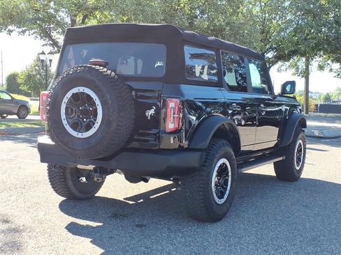 Used 2023 Ford Bronco Outer Banks w/ Sasquatch Package AWD/4WD image 5