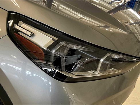 Used 2025 BMW X1 xDrive28i w/ Technology Package image 13