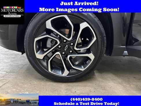 Used 2025 Chevrolet Trax RS FWD image 36