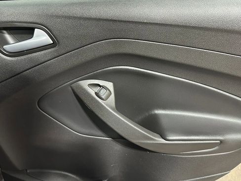 Used 2018 Ford Escape SEL AWD/4WD image 16