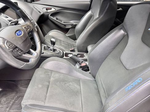 Used 2016 Ford Focus RS AWD/4WD image 10