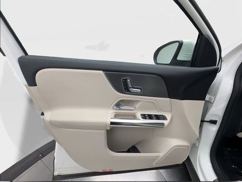 Used 2022 Mercedes-Benz GLA 250 image 20