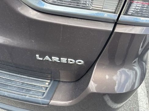 Used 2021 Jeep Grand Cherokee Laredo RWD image 10