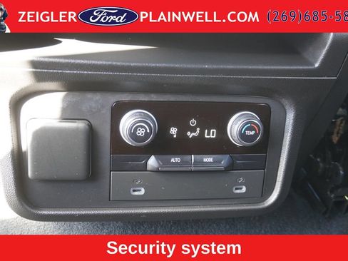 Used 2022 Chevrolet Tahoe 4WD image 10