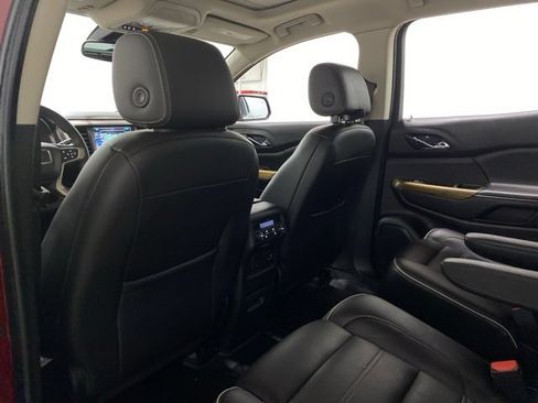 Used 2017 GMC Acadia Denali w/ Technology Package image 18