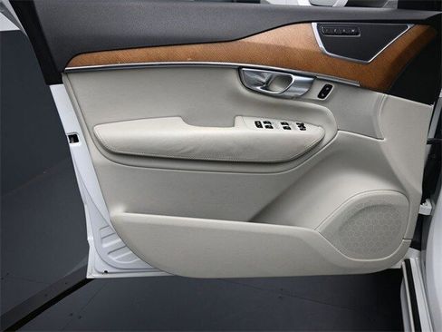 Used 2018 Volvo XC90 T6 Inscription w/ Convenience Package image 20