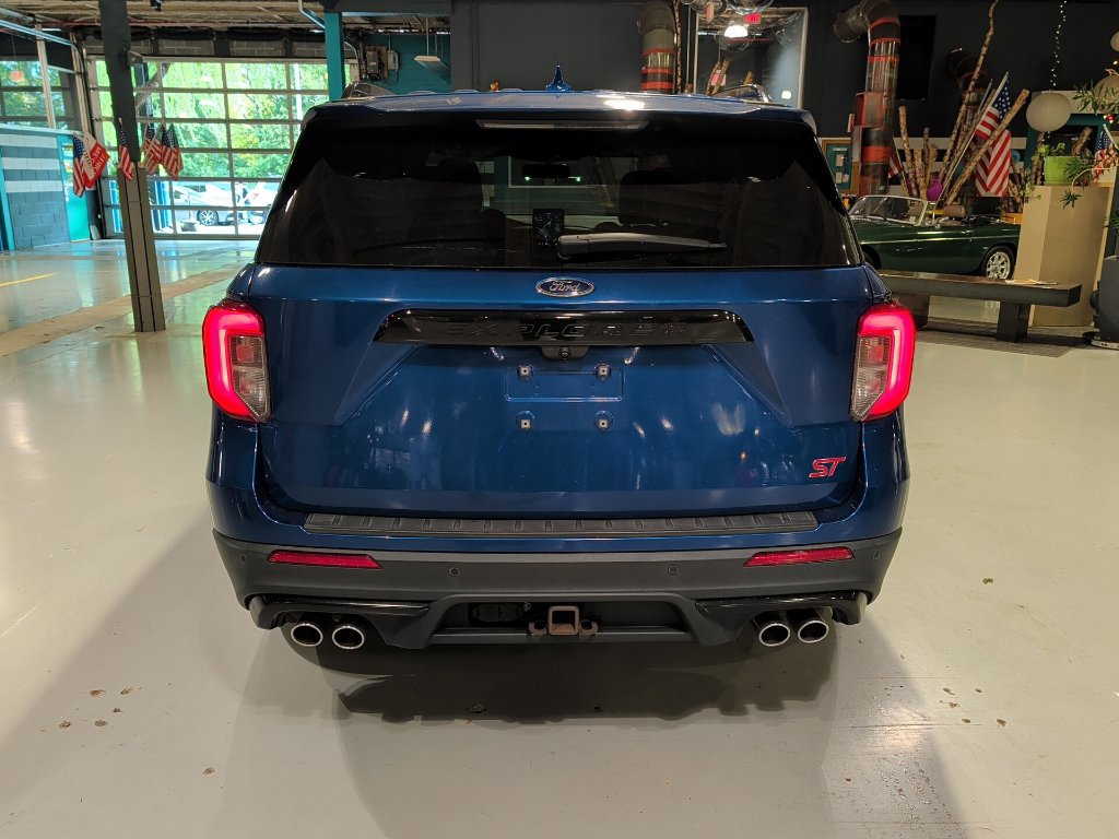 Used 2020 Ford Explorer ST w/ ST Street Pack AWD/4WD image 11