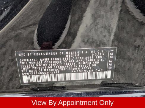 Used 2025 Volkswagen Jetta SE FWD image 35