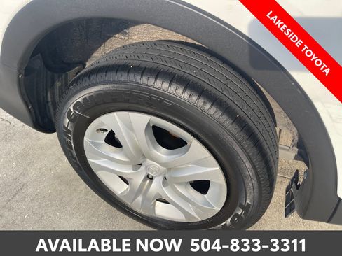 Used 2015 Toyota RAV4 LE FWD image 11